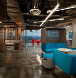 金融服务公司办公空间设计 融合专业、科技与人文关怀